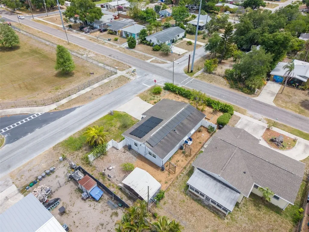 1099 52nd Street S Gulfport FL 33707