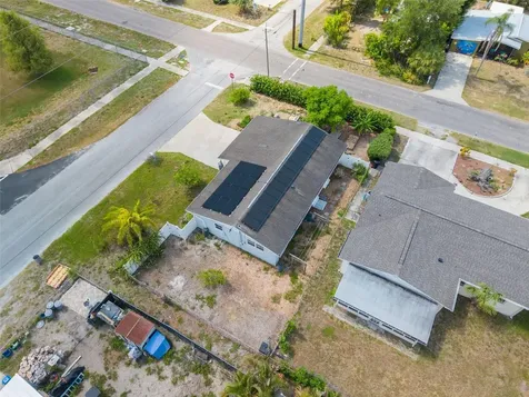 1099 52nd Street S Gulfport FL 33707