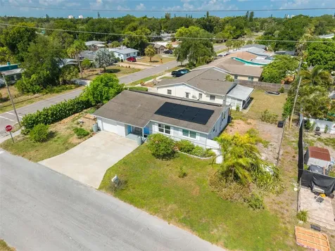 1099 52nd Street S Gulfport FL 33707