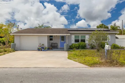 1099 52nd Street S Gulfport FL 33707