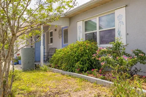 1099 52nd Street S Gulfport FL 33707