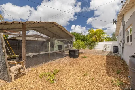 1099 52nd Street S Gulfport FL 33707