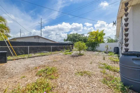 1099 52nd Street S Gulfport FL 33707