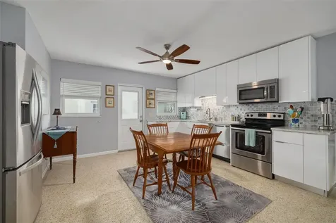 1099 52nd Street S Gulfport FL 33707