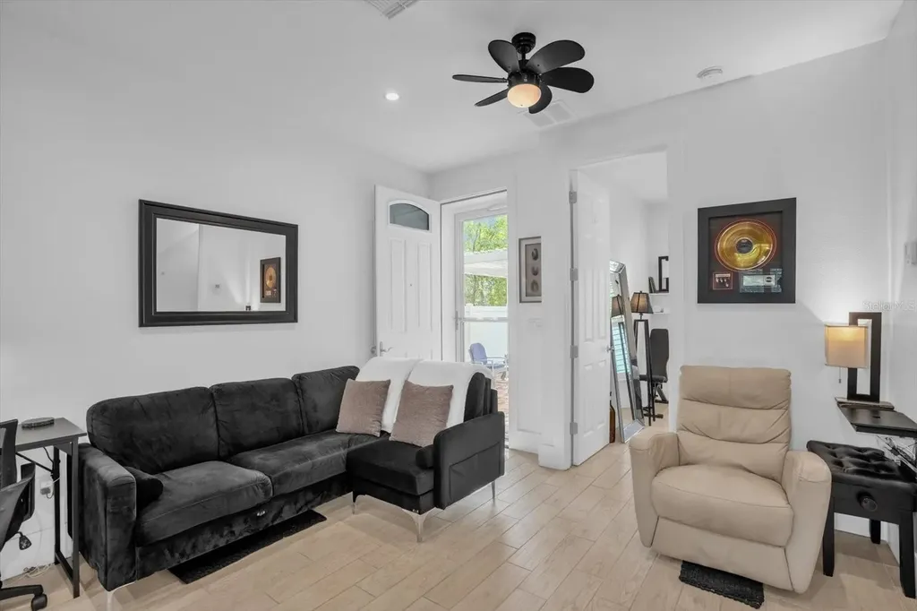 726/720 N Pennsylvania Avenue Winter Park FL 32789