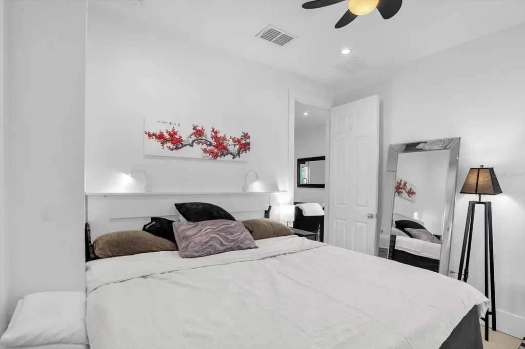 726/720 N Pennsylvania Avenue Winter Park FL 32789