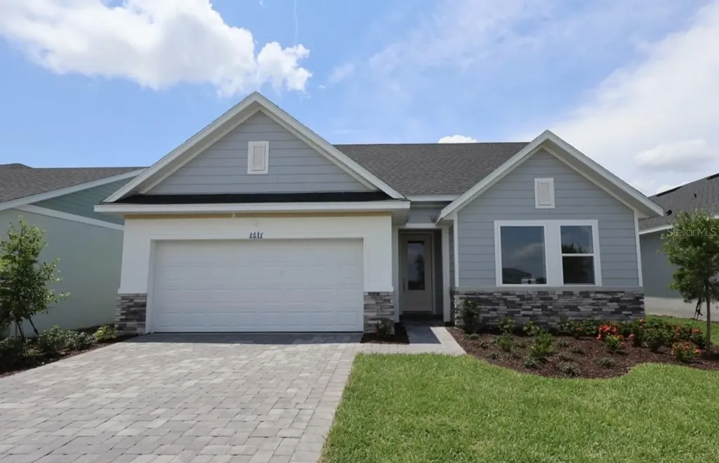 5033 Orinoco Lane St Cloud FL 34771