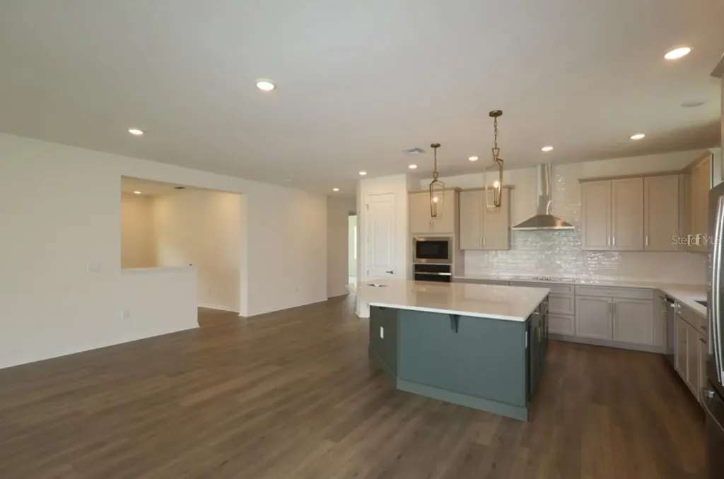 5033 Orinoco Lane St Cloud FL 34771