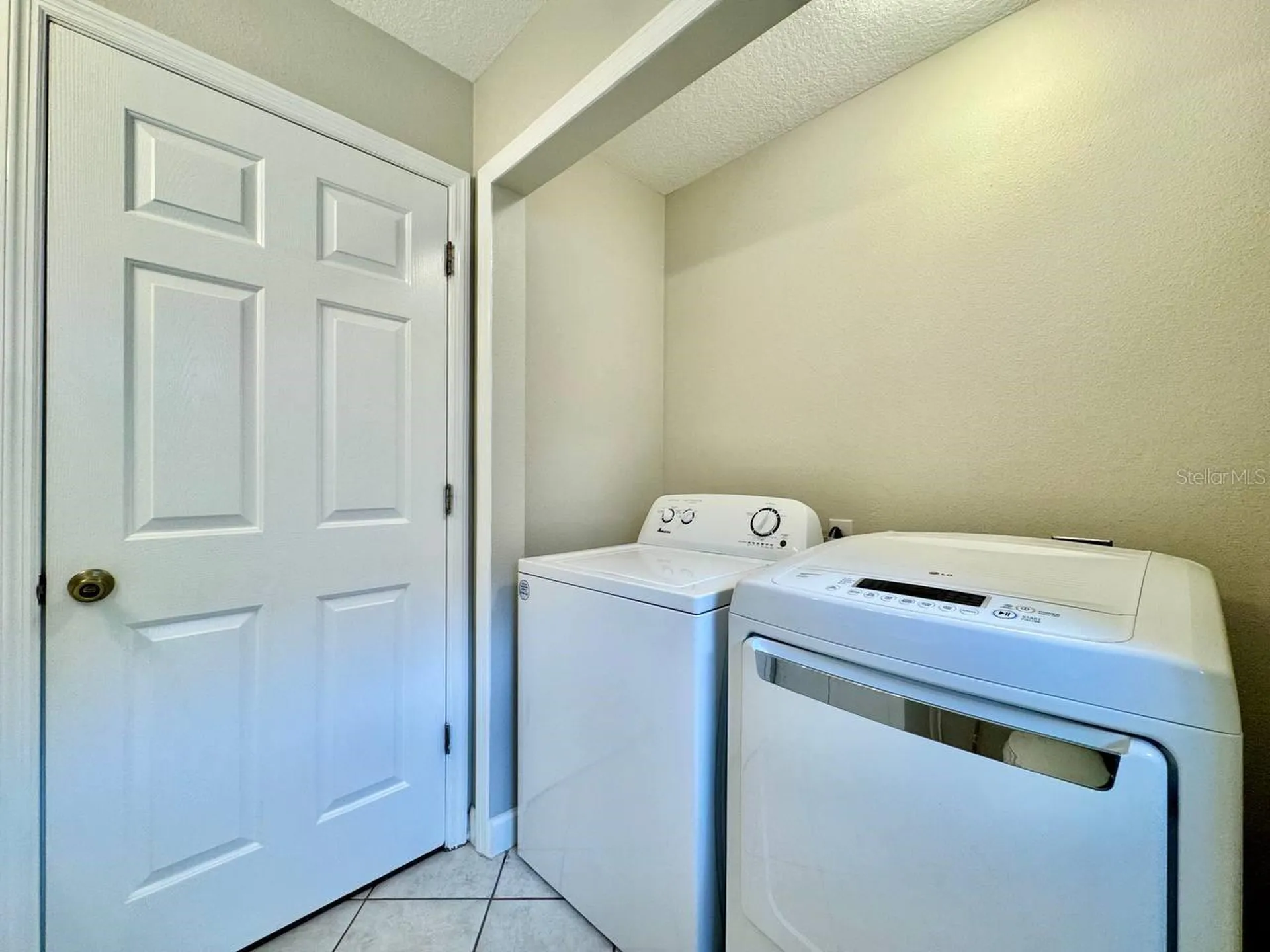 18112 Canal Pointe Street Tampa FL 33647