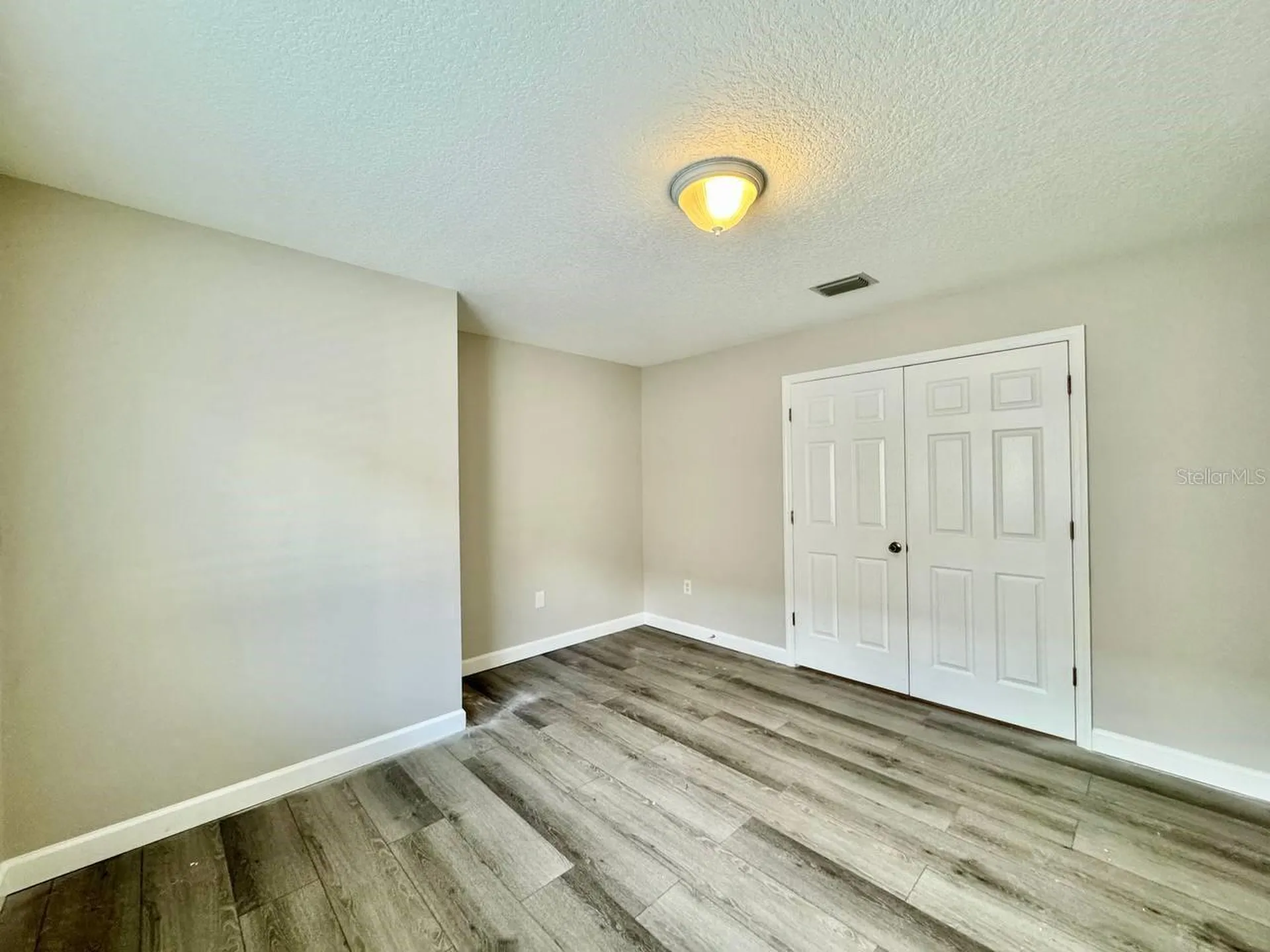 18112 Canal Pointe Street Tampa FL 33647