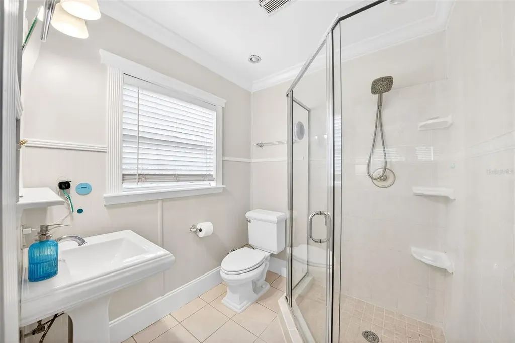 1448 Cumbie Street Orlando FL 32804