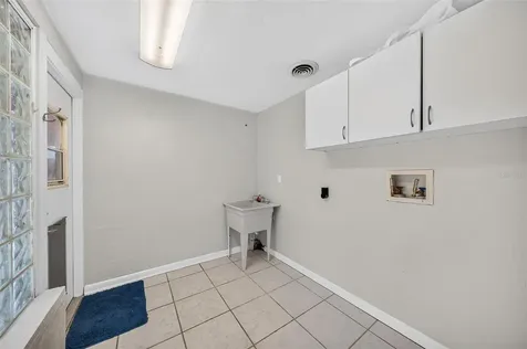 1448 Cumbie Street Orlando FL 32804