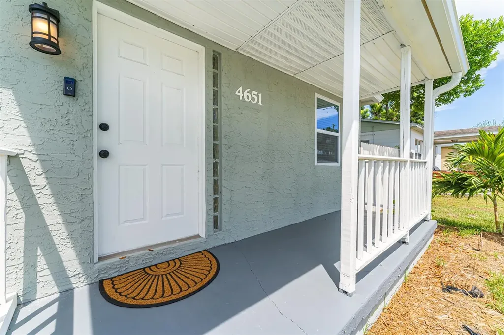 4651 22nd Avenue N St Petersburg FL 33713