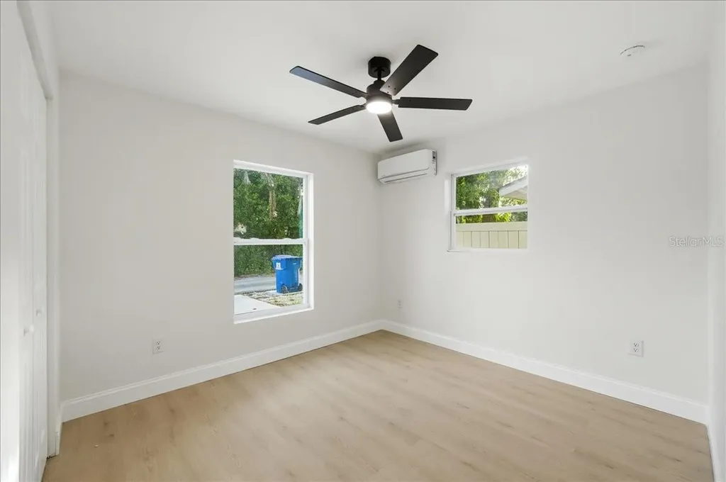 4651 22nd Avenue N St Petersburg FL 33713