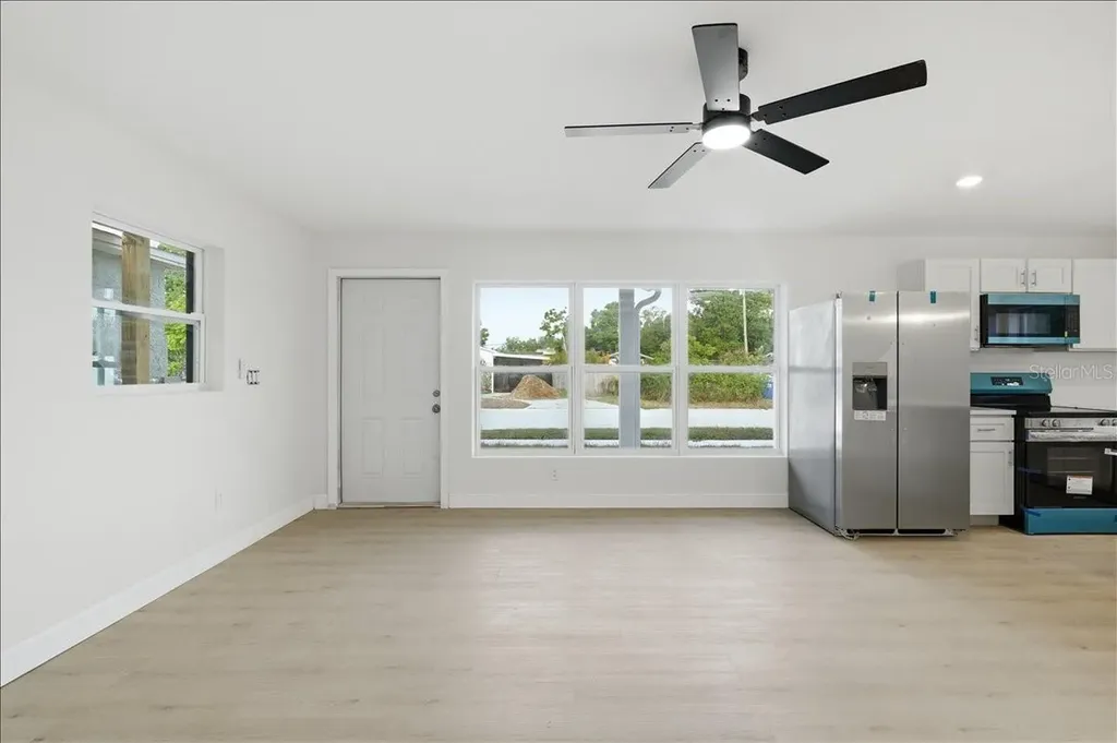 4651 22nd Avenue N St Petersburg FL 33713