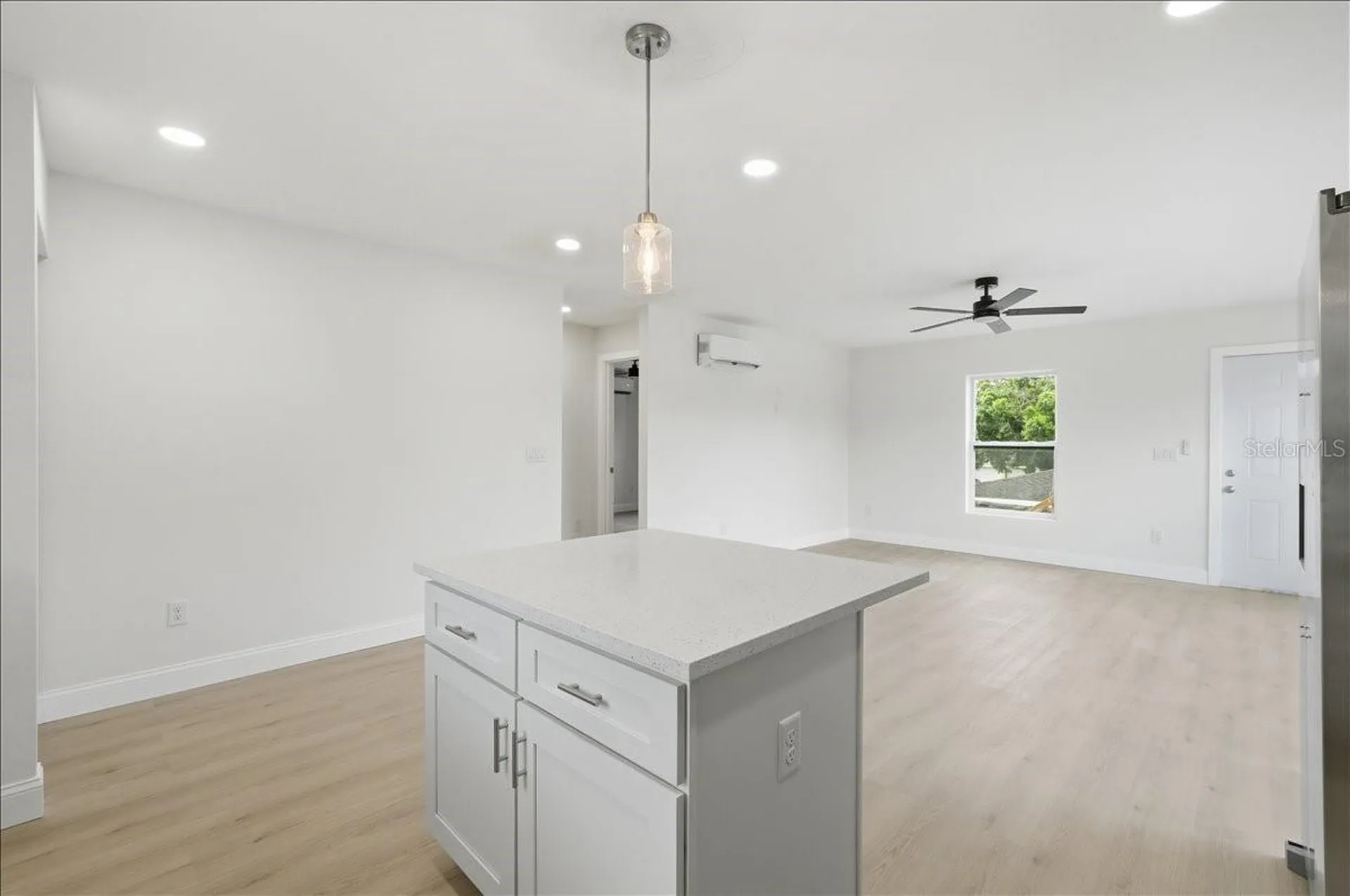 4651 22nd Avenue N St Petersburg FL 33713