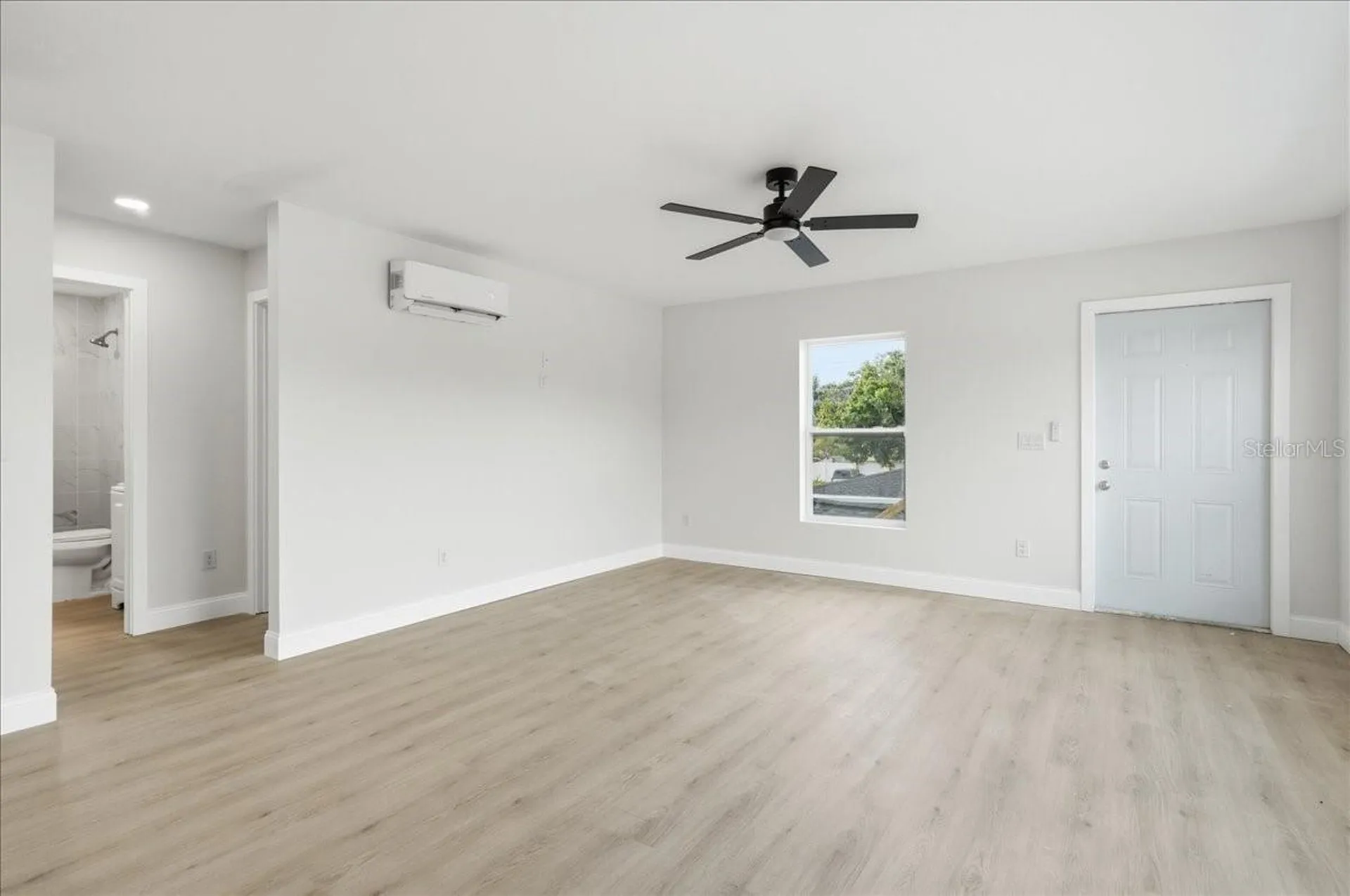 4651 22nd Avenue N St Petersburg FL 33713