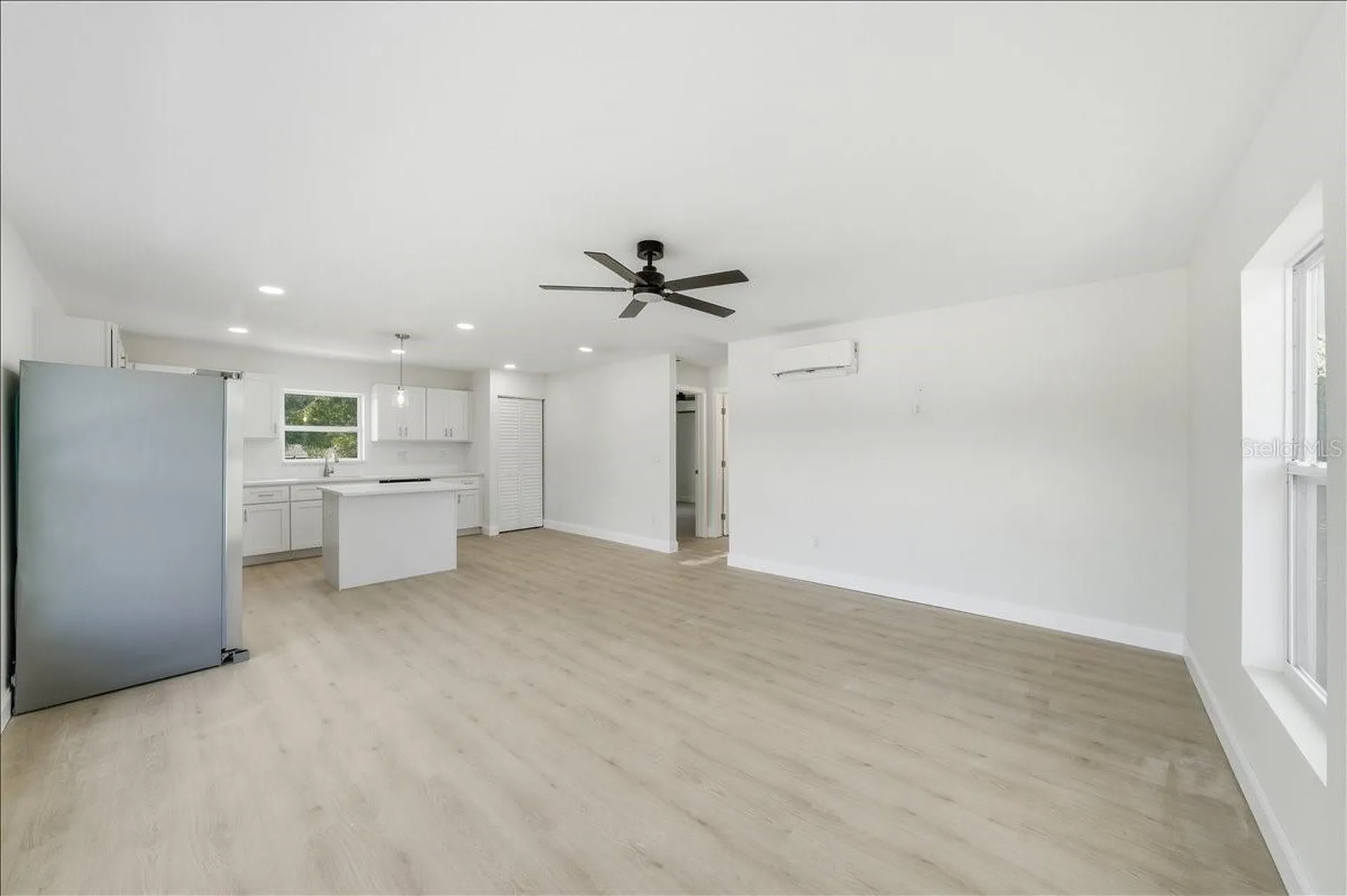 4651 22nd Avenue N St Petersburg FL 33713