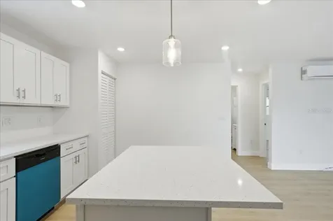 4651 22nd Avenue N St Petersburg FL 33713
