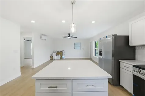 4651 22nd Avenue N St Petersburg FL 33713