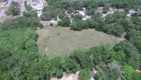 N Oakland Street Leesburg FL 34748