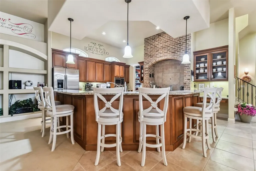 12709 Mannhurst Oak Lane Lithia FL 33547