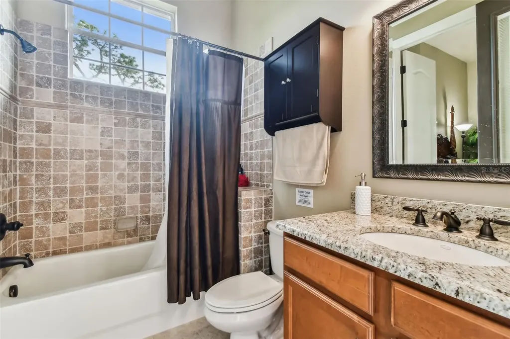 12709 Mannhurst Oak Lane Lithia FL 33547
