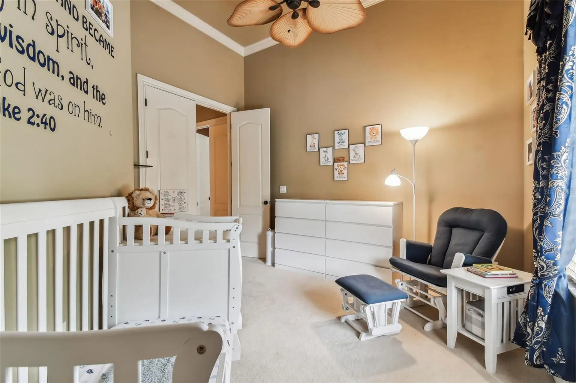 12709 Mannhurst Oak Lane Lithia FL 33547