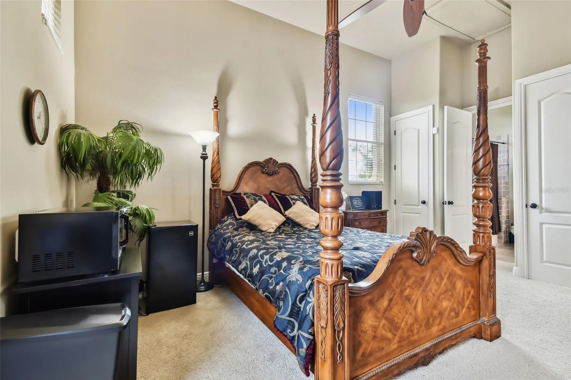 12709 Mannhurst Oak Lane Lithia FL 33547