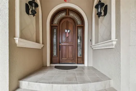 12709 Mannhurst Oak Lane Lithia FL 33547