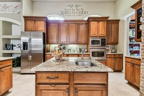 12709 Mannhurst Oak Lane Lithia FL 33547