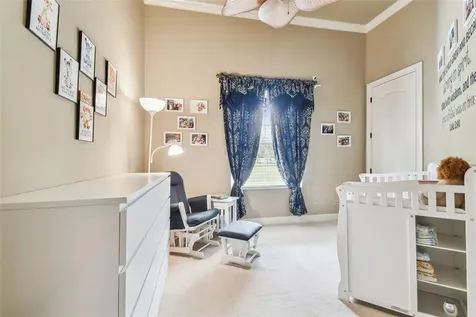 12709 Mannhurst Oak Lane Lithia FL 33547