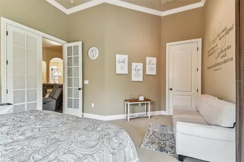 12709 Mannhurst Oak Lane Lithia FL 33547