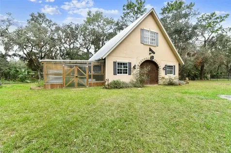 12709 Mannhurst Oak Lane Lithia FL 33547