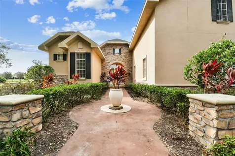 12709 Mannhurst Oak Lane Lithia FL 33547