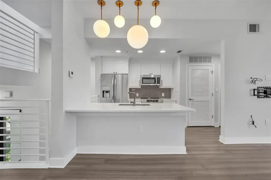 356 S Osceola Avenue Orlando FL 32801