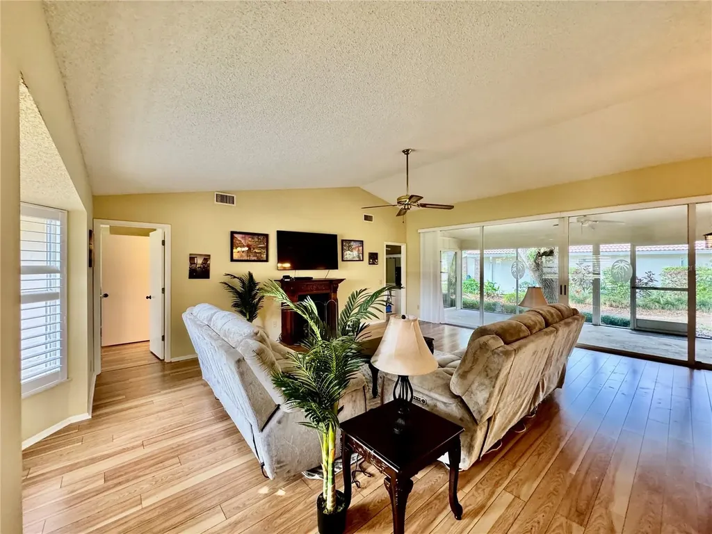 3610 Garden Lakes Ivy Bradenton FL 34203