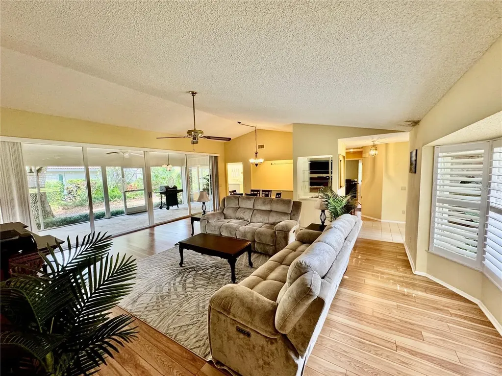 3610 Garden Lakes Ivy Bradenton FL 34203