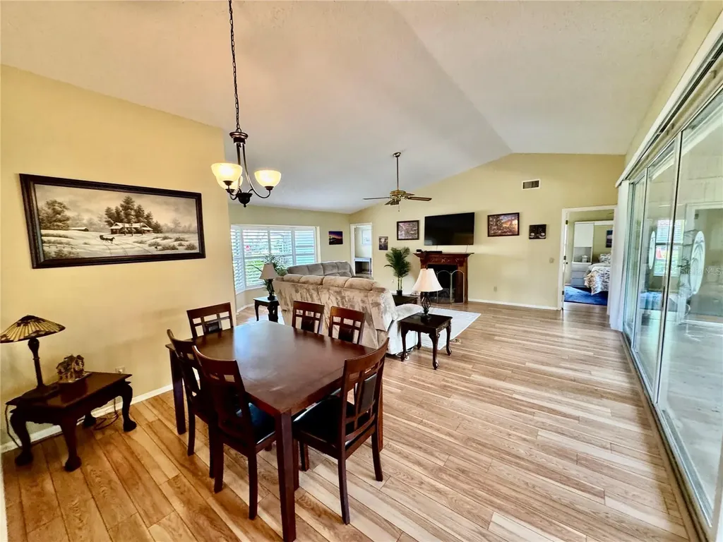 3610 Garden Lakes Ivy Bradenton FL 34203
