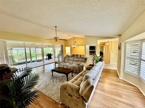 3610 Garden Lakes Ivy Bradenton FL 34203