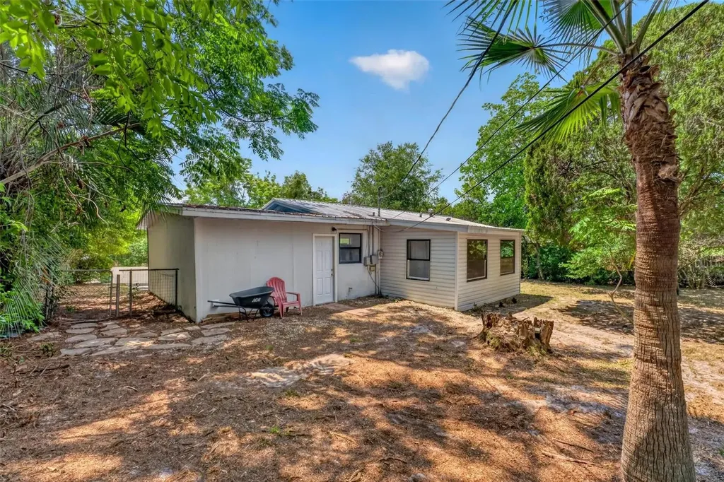 700 S Wellington Drive Deltona FL 32725