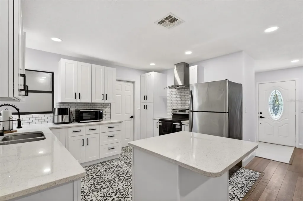 700 S Wellington Drive Deltona FL 32725