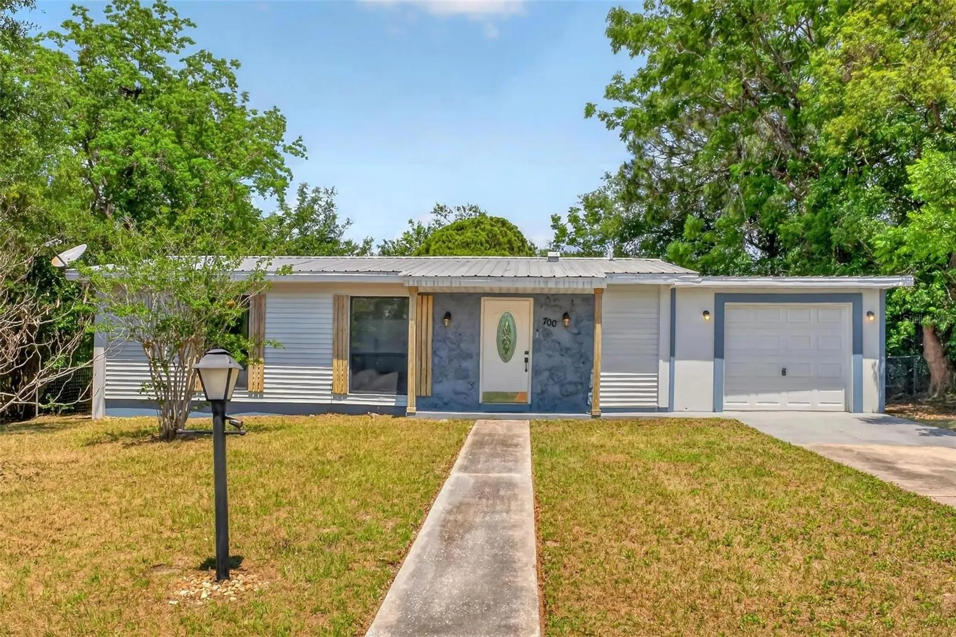 700 S Wellington Drive Deltona FL 32725