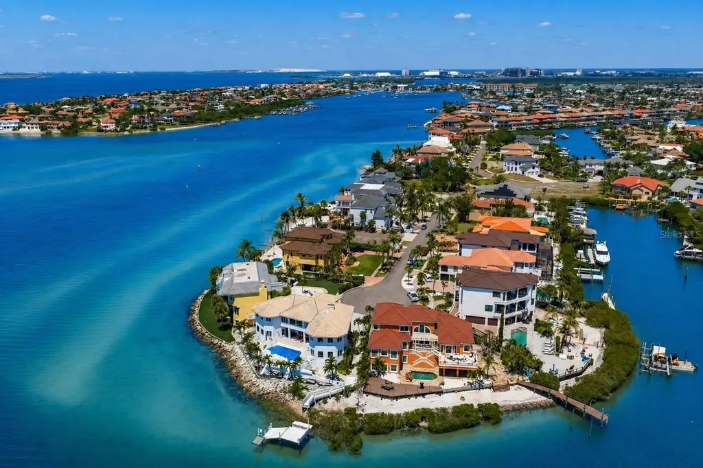 1021 Symphony Isles Boulevard Apollo Beach FL 33572