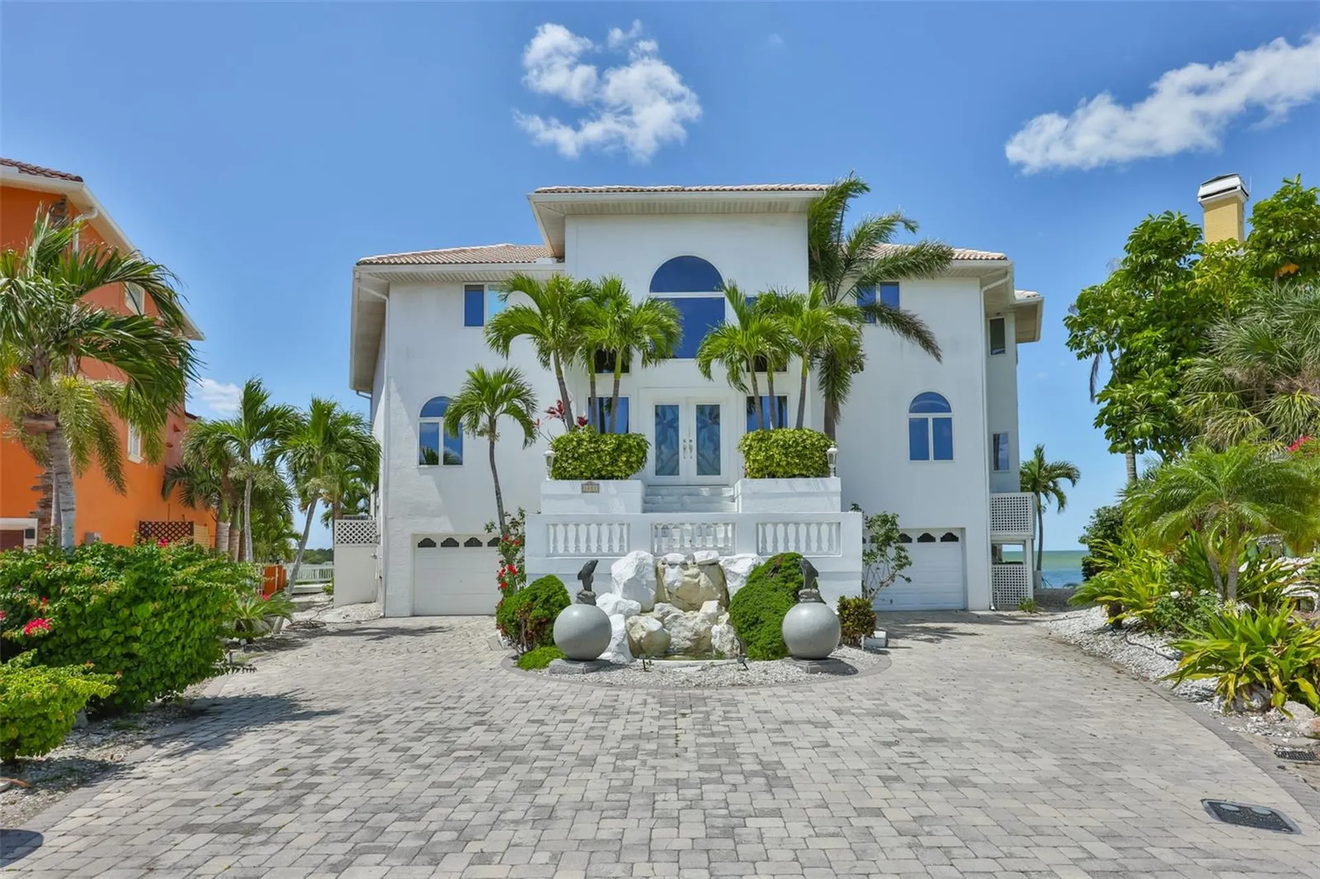 1021 Symphony Isles Boulevard Apollo Beach FL 33572