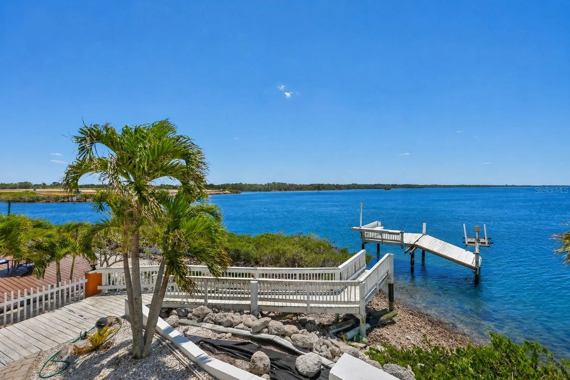 1021 Symphony Isles Boulevard Apollo Beach FL 33572