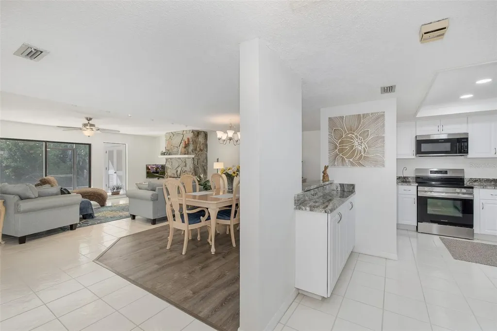 110 Ingrid Place Oldsmar FL 34677