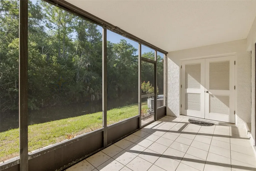 110 Ingrid Place Oldsmar FL 34677