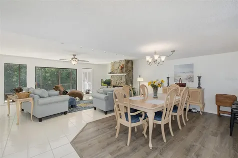 110 Ingrid Place Oldsmar FL 34677