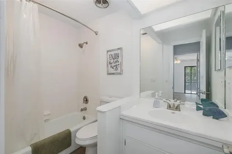 110 Ingrid Place Oldsmar FL 34677